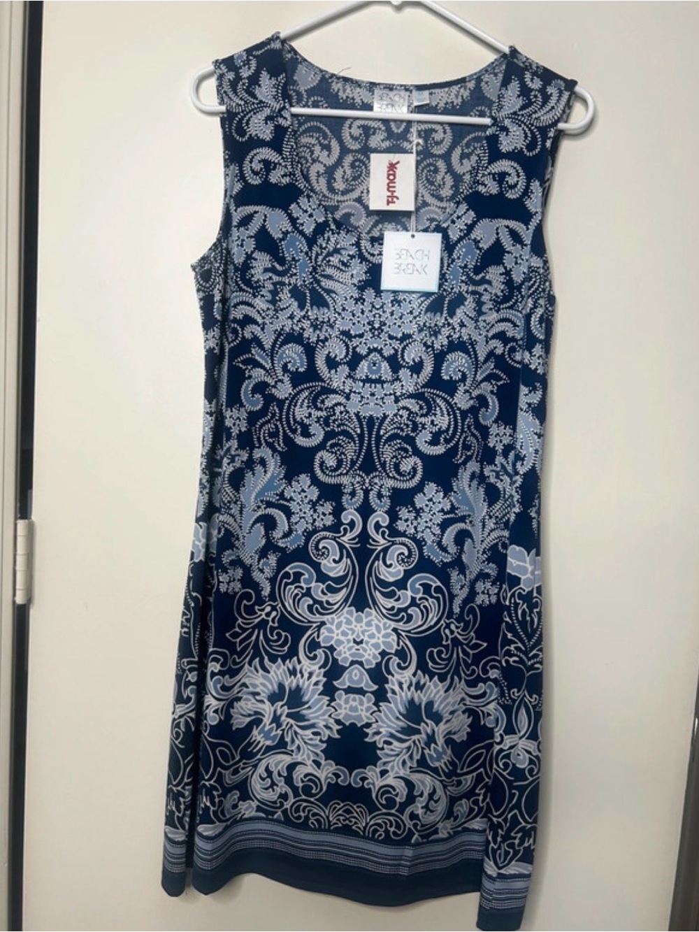 T.J.Maxx beach break Navy & White Sleeveless Patterned Midi Dress
